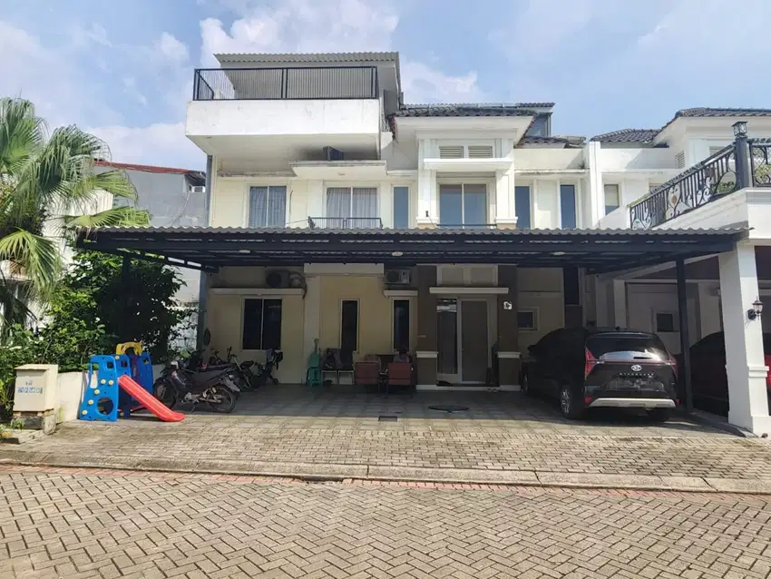 Rumah 2lt Di Residence One Blue Sapphire, 15 menit ke Tol Serpong