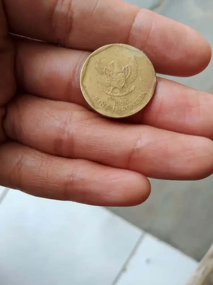 JUAL 1 PCS UANG KUNO JDUL 100 RUPIAH KARAPN SPI UTK ORNG YG SKA KLEKSI