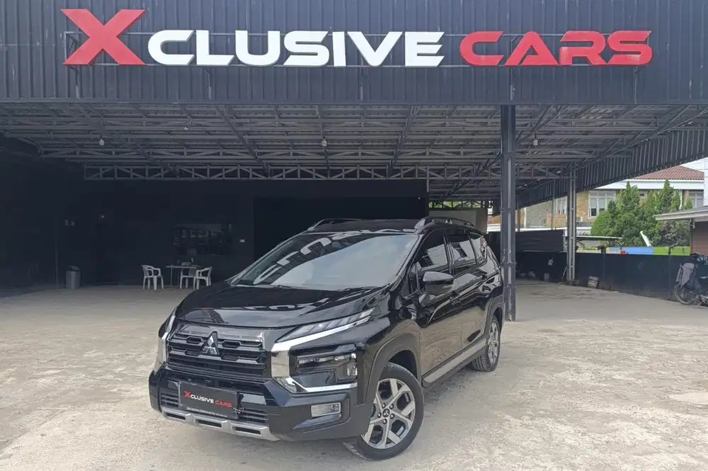 ( DP 10jt ) Xpander Cross Premium 2023 Automatic, Km11rb, Vipcars