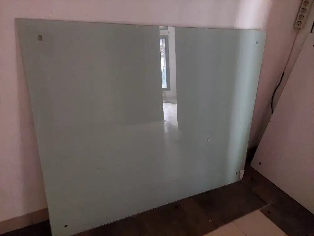 Papan tulis kaca glassboard 150×120