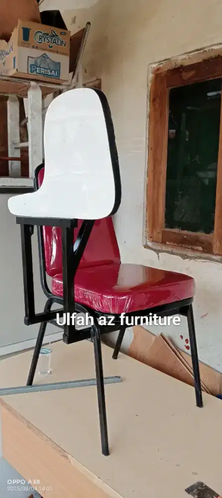 Jual kursi kuliah atau kursi belajar istimewa