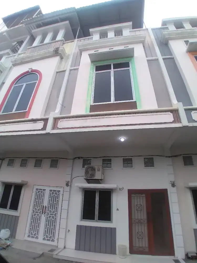 Disewakan rumah daerah krakatau full perabot