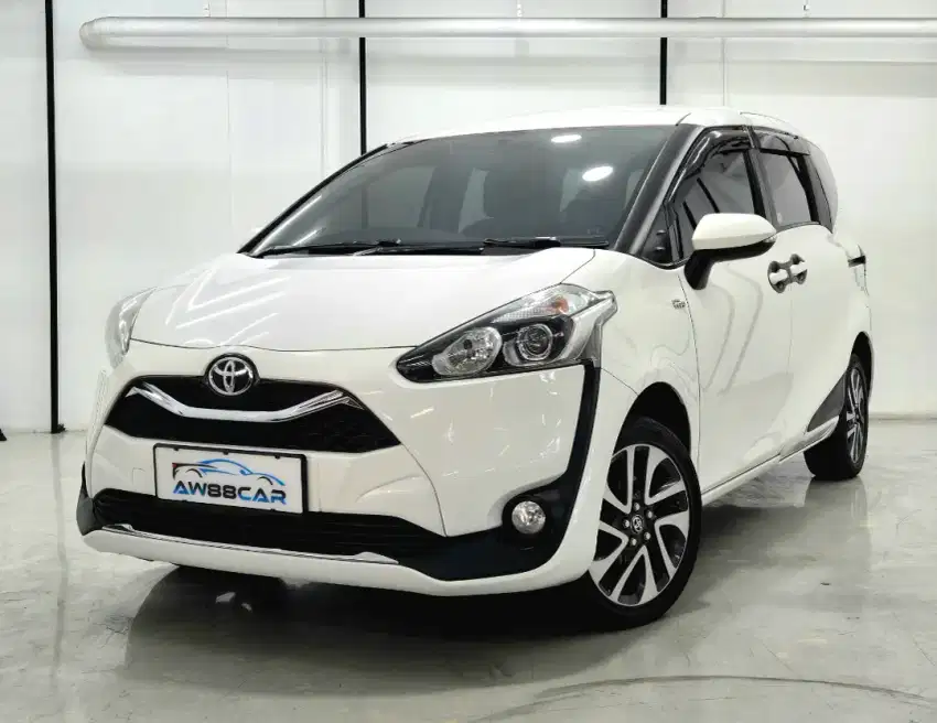 Toyota Sienta V 1.5 At 2020 Putih