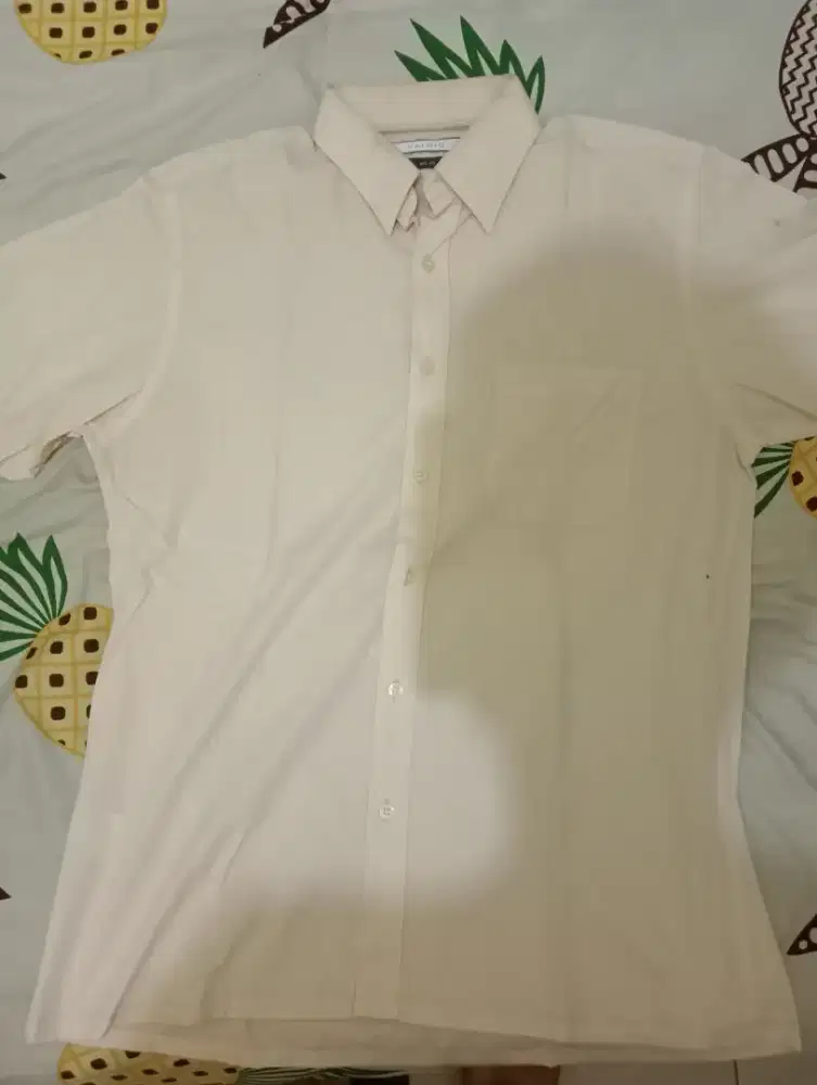 Kemeja Office Valino Light Yellow