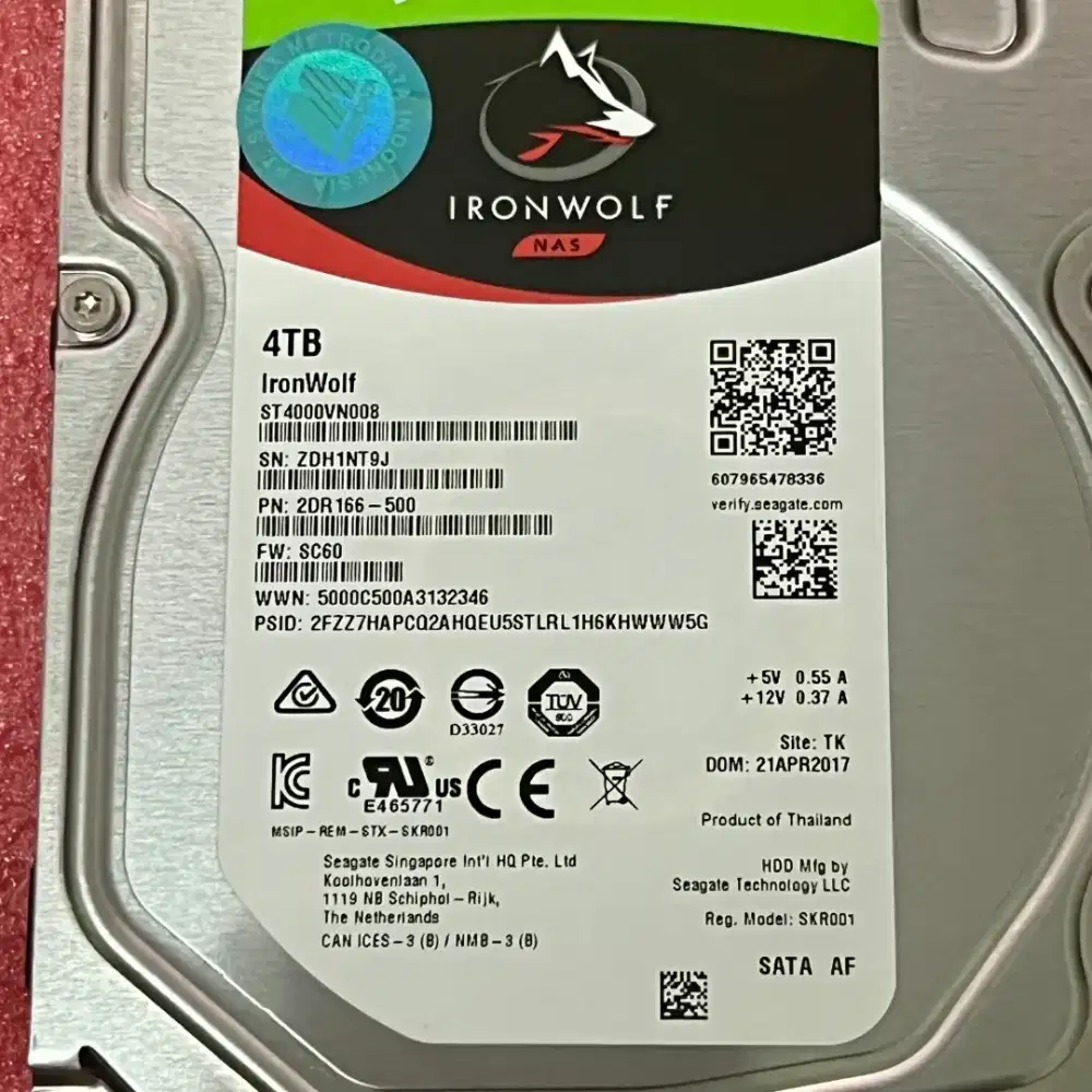 Menerima Beli Monitor