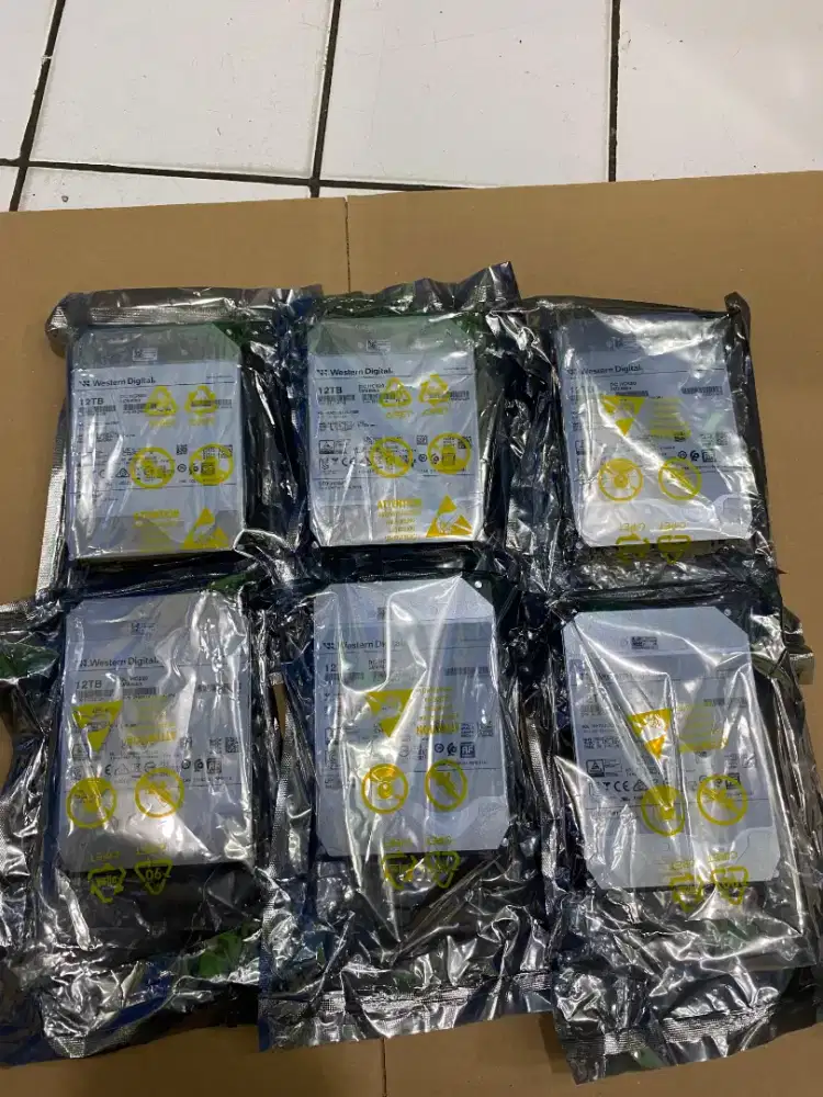 MENCARI ATAU BELI SEGALA JENIS KOMPUTER/LAPTOP SEKEN.DAN TERIMA LELANG