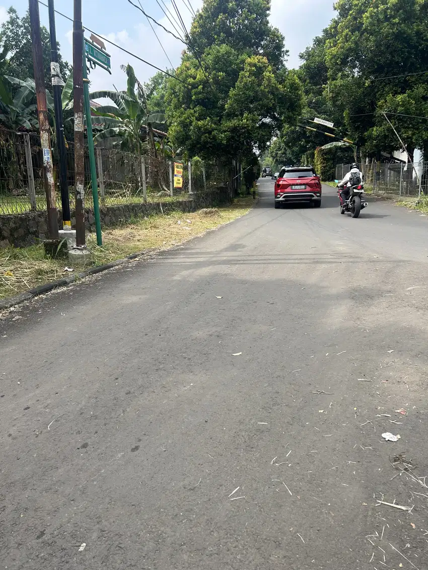 Dijual sebagian kurang lebih 290 meter (tergantung hasil pengukuran)