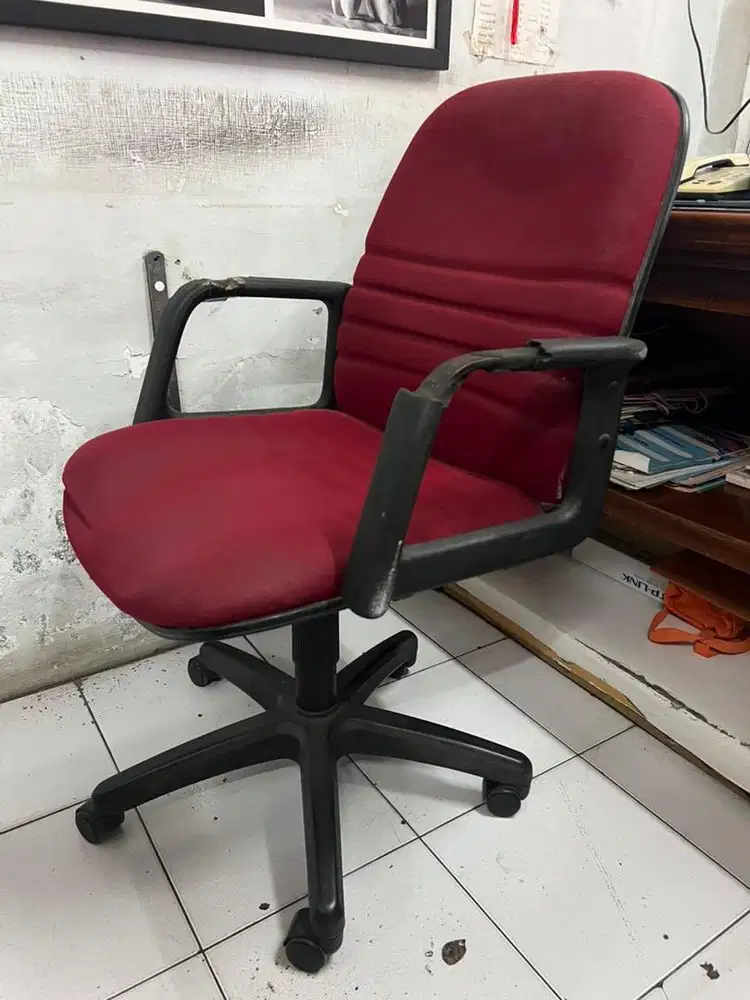 Dijual kursi kantor
