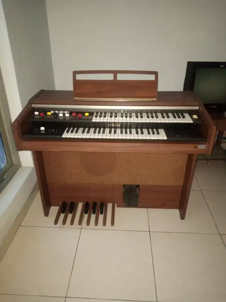 Organ Yamaha Electone