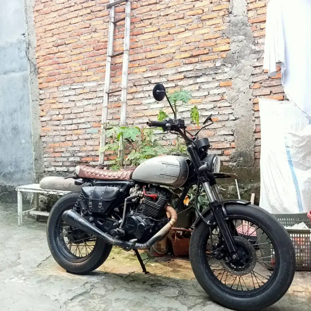 Bismillah Jual butuh Motor Custom basic MegaPro 160 cc