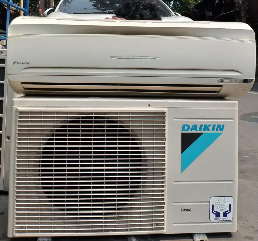 AC Daikin Thailand 1/2 PK R 32 2nd + pasang Sejabotabek