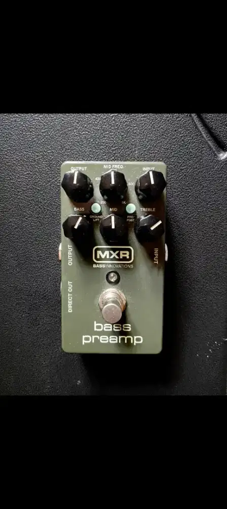 Efek Bass Pre-Amp MXR