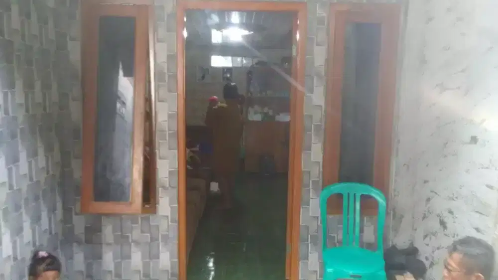 Jual murah rumah 2 lantai