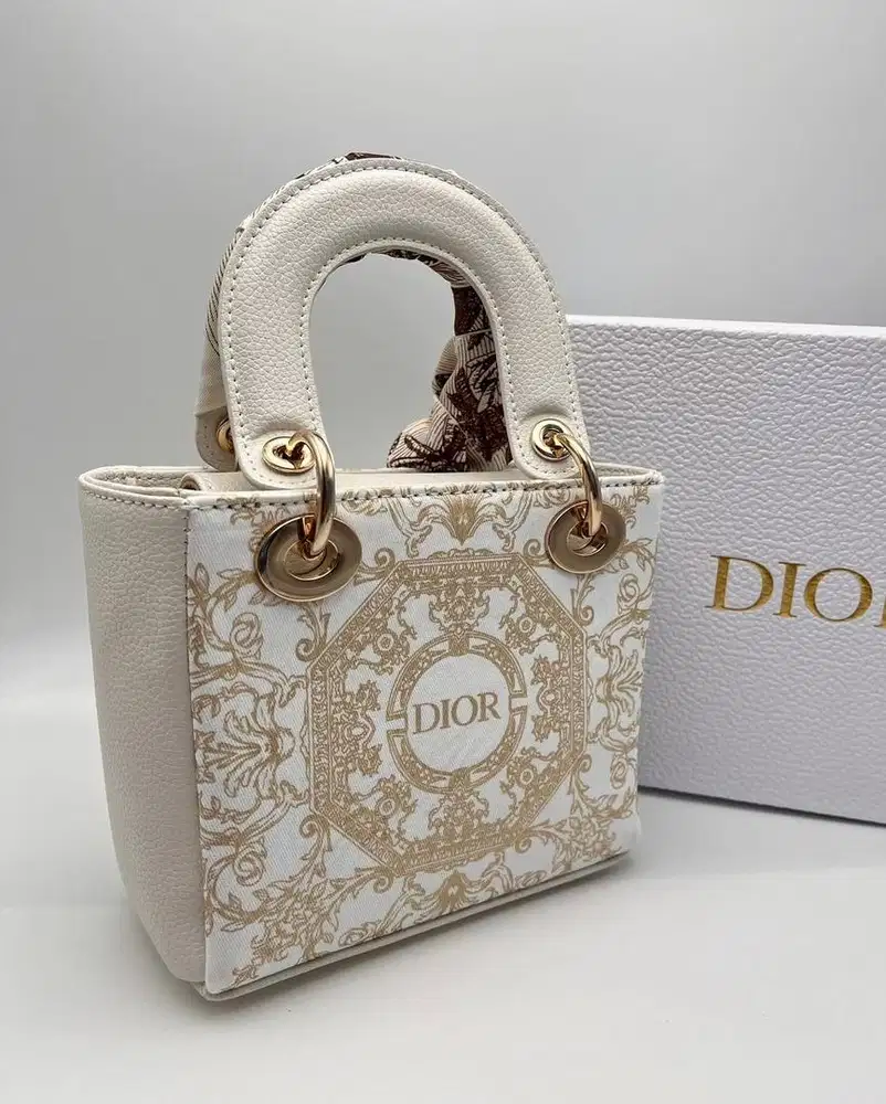 Original Vip Gift Bag D!0R