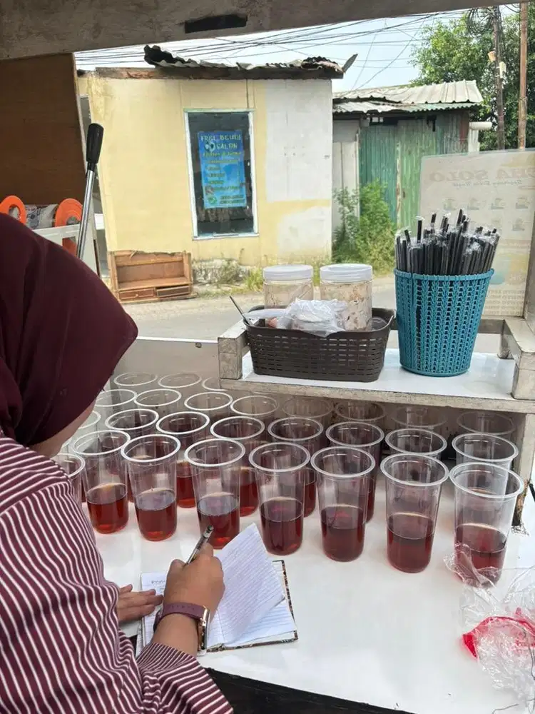 Dibutuhkan segera jaga stand es cha solo