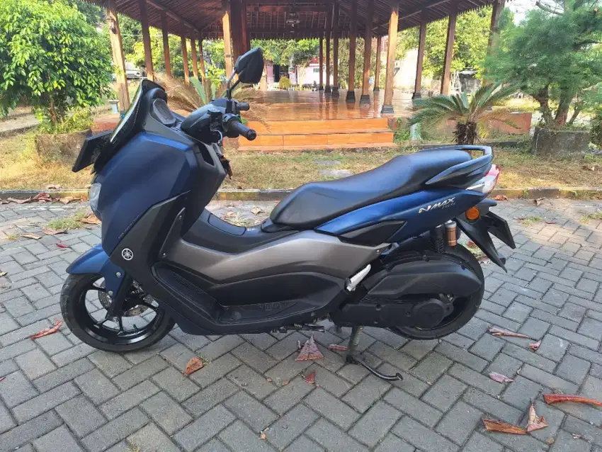 Nmax 2022 low km pajak baru bisa cash/kredit syariah angsuran TERMURAH