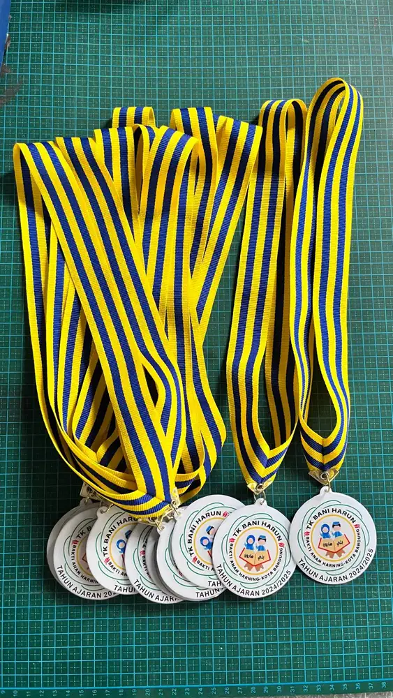 Medali Wisuda Medali Kelulusan Sekolah Medali Kejuaraan