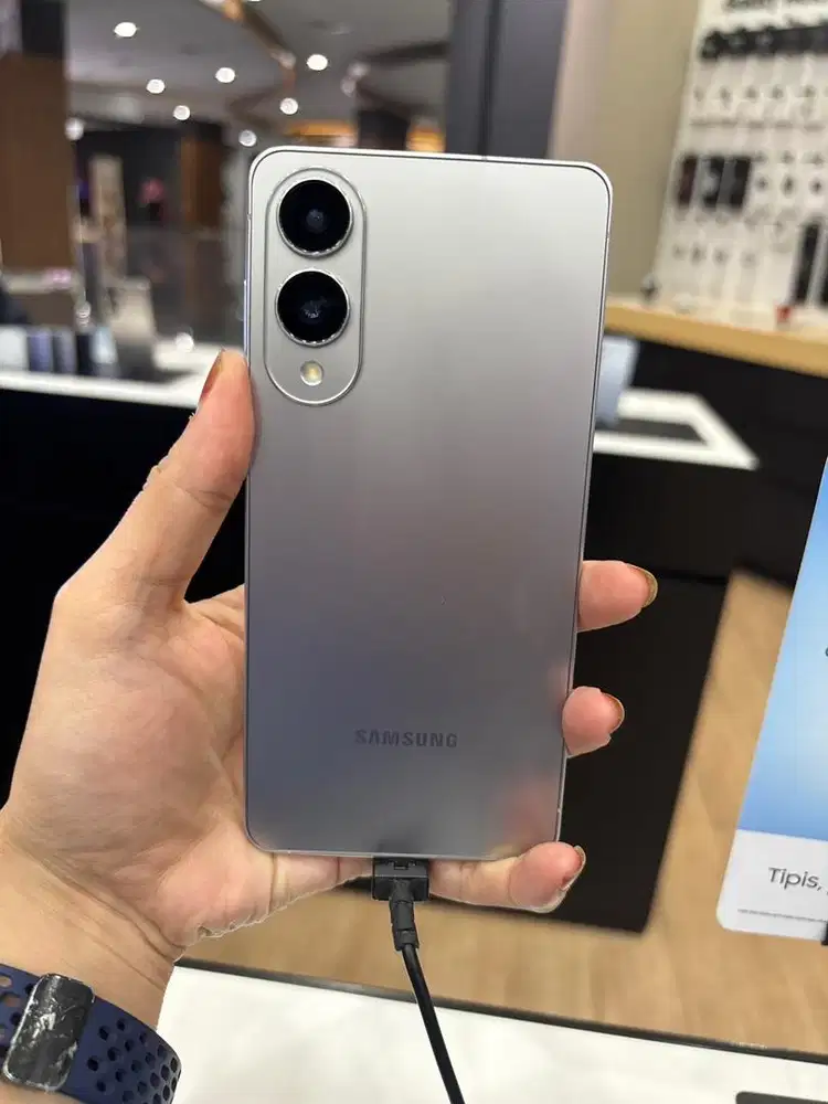 Samsung Galaxy s25 edge garansi nasional samsung  free galaxy buds