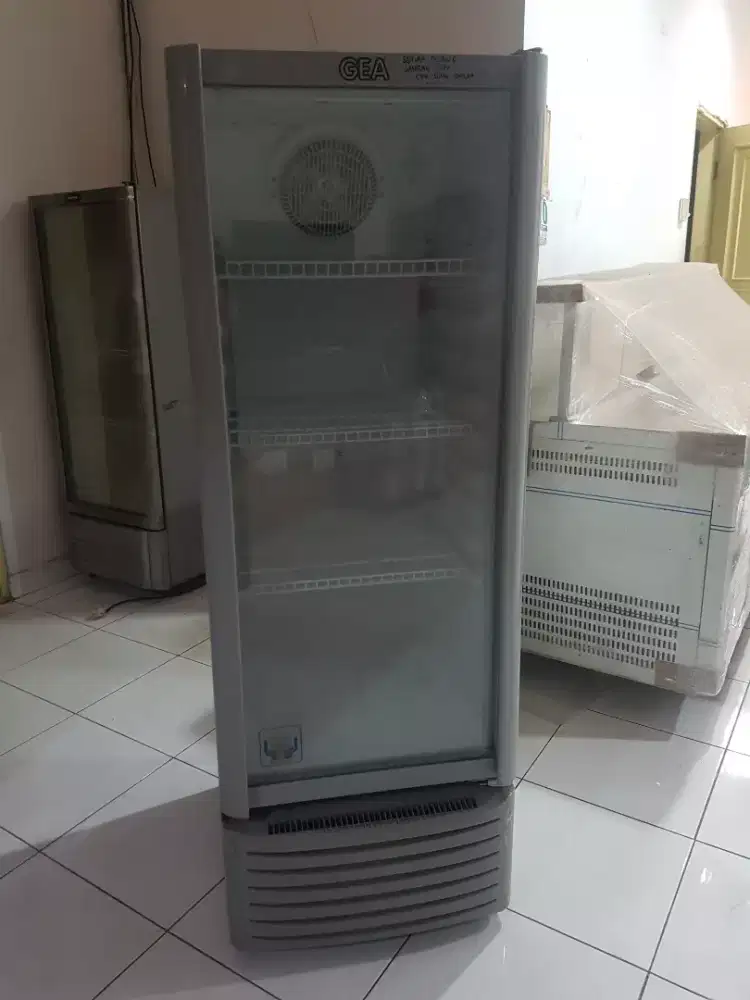 GEA SHOWCASE COOLER EXPO 30FC