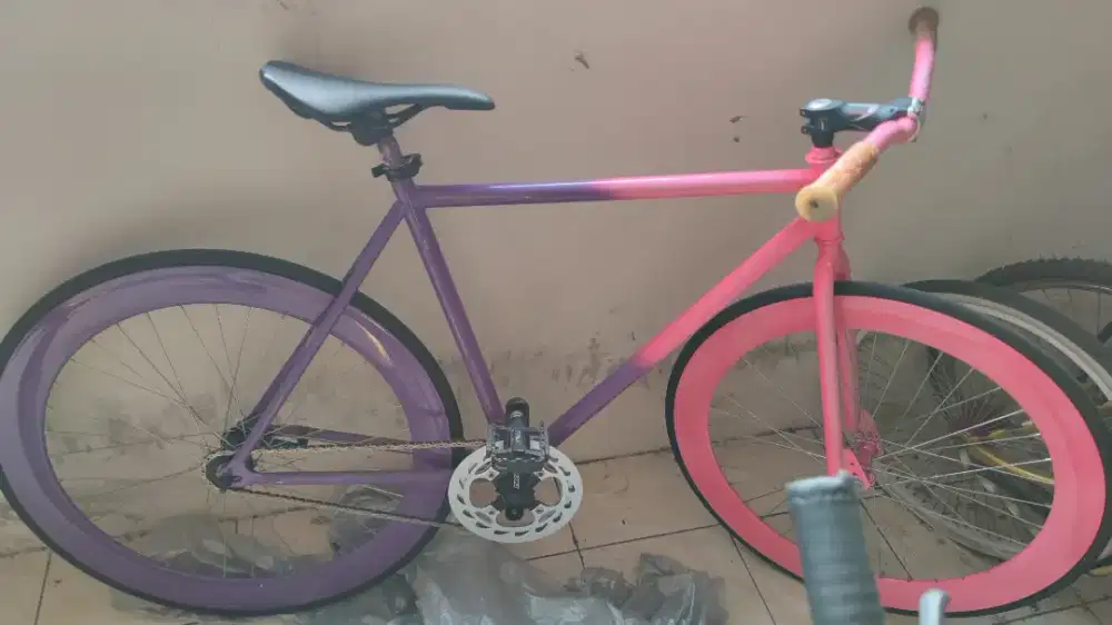 SEPEDA FIXIE CUSTOM