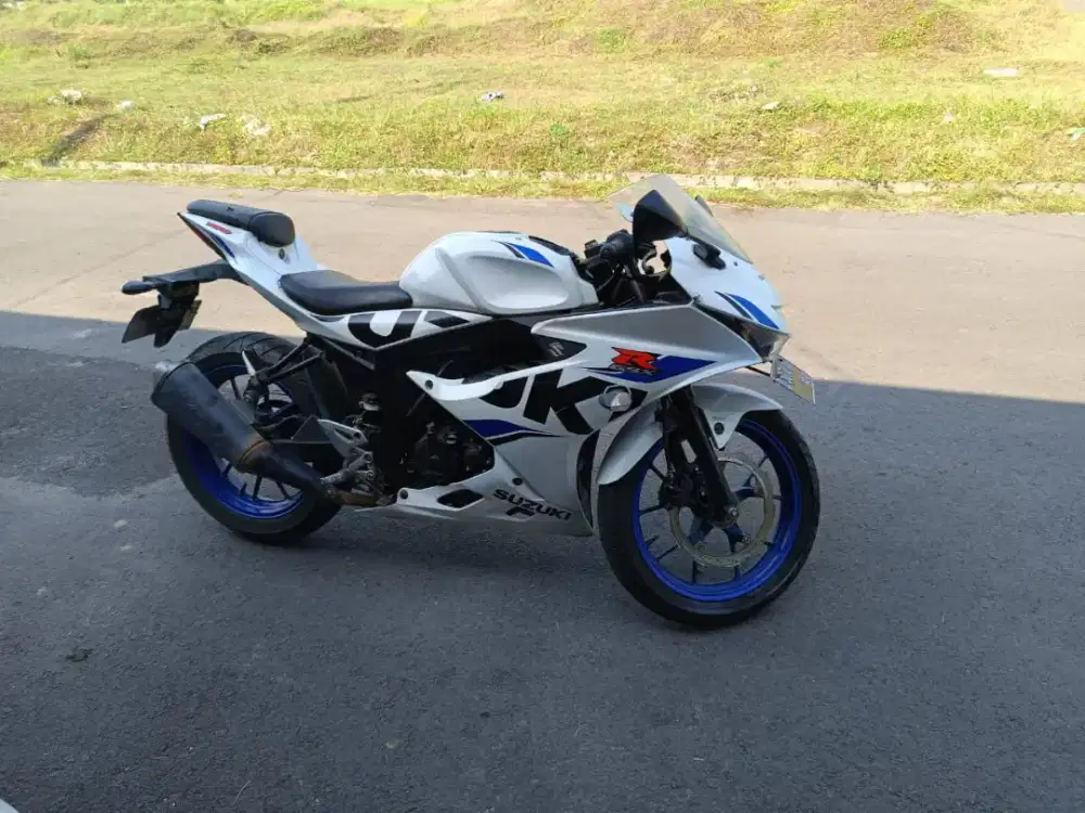Suzuki GSX-R 150 ABS