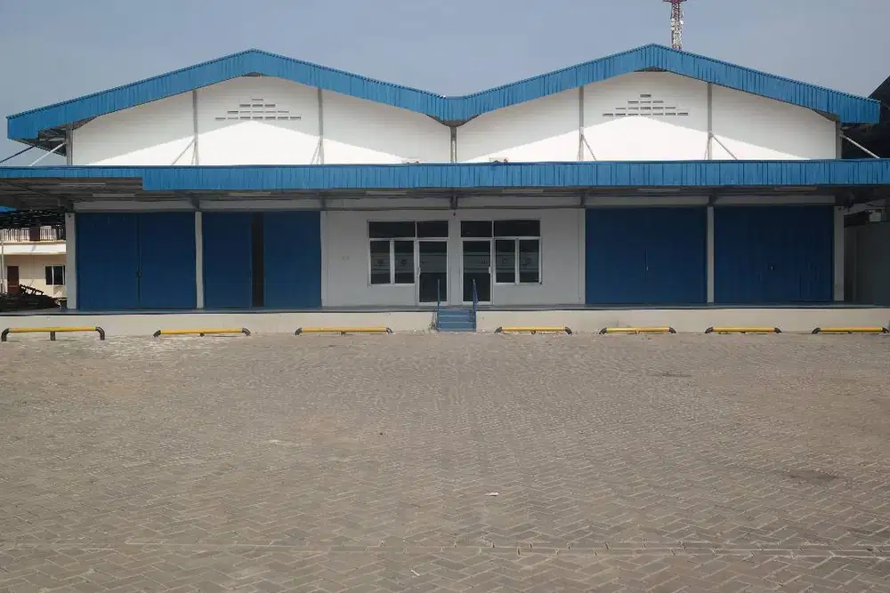 GUDANG & KANTOR DI JUAL SEGERA JALAN UTAMA JALAN RAYA BEKASI