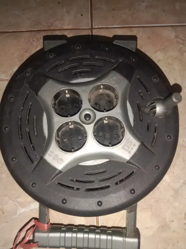 Box Roll Kabel  Powerlite 10 Meter Ace Hardware