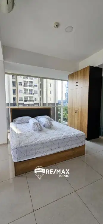 Disewakan apartemen studio extra besar di pacific garden dekat BINUS