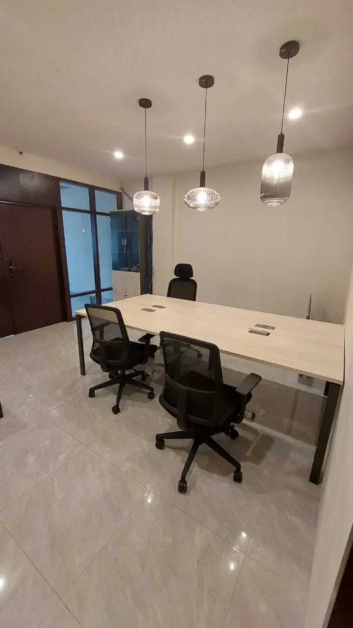 Disewakan Office Space Full All New Furnish di Ruko Elang Laut PIK