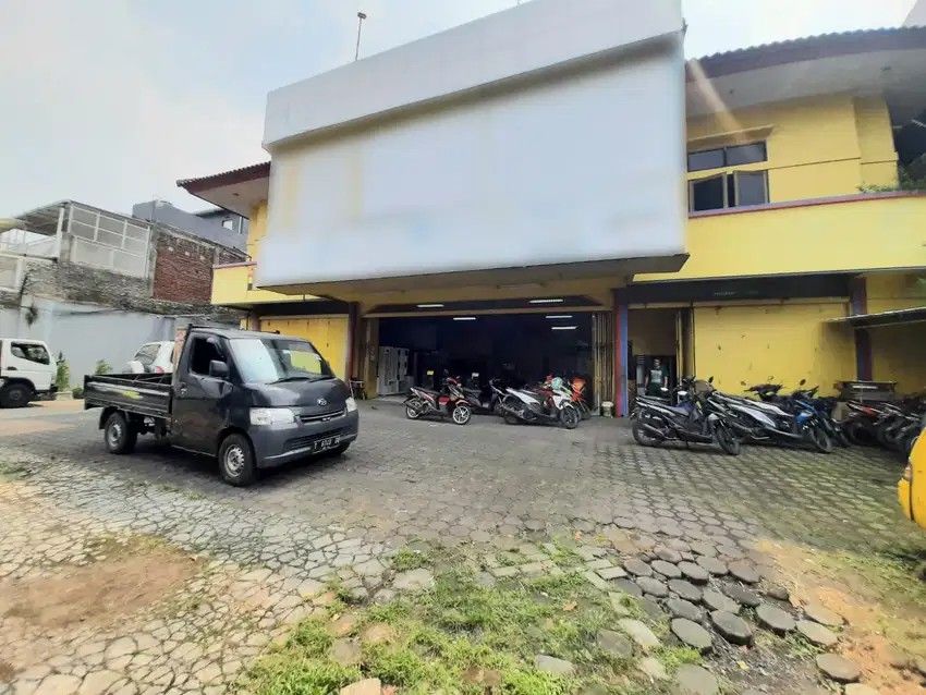 Disewakan Ruko Besar Lokasi Strategis Area Pasirkoja Kota Bandung