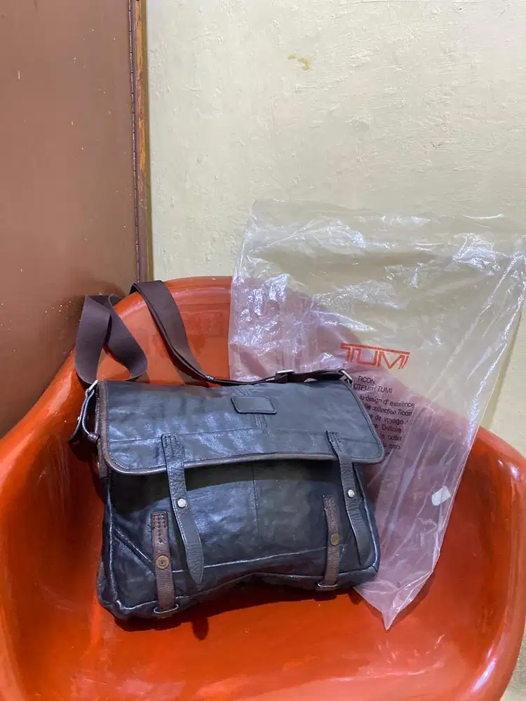 Tumi original tas kantor kulit asli slempang vintage