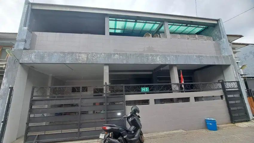 Rumah Tinggal Lokasi Strategis Dalam Perum Griya Intan Permai