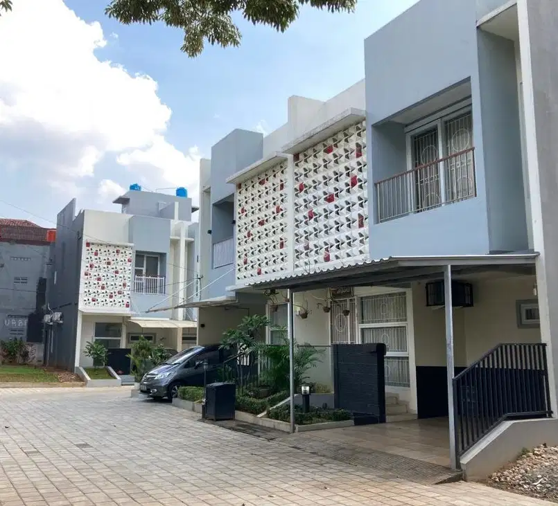 Cluster Di Pinggir Jalan Utama Jatibening, Dekat LRT, Dp Suka2