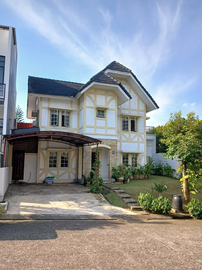 DIJUAL RUMAH 2LT DEKET AEONMALL BEST VIEW GUNUNG HOOK SENTUL SSR446