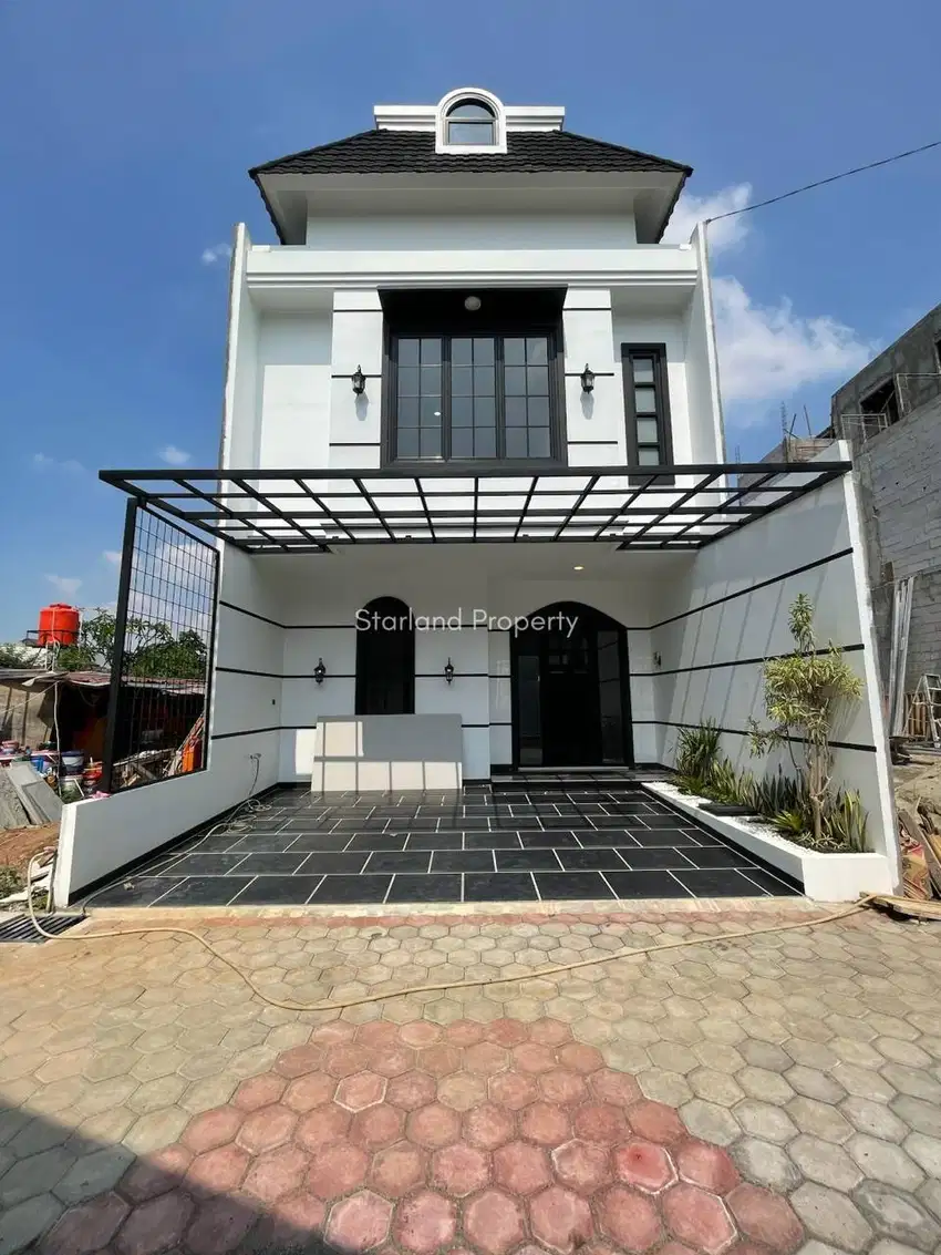 Rumah siap huni dalam komplek dekat akses tol joglo