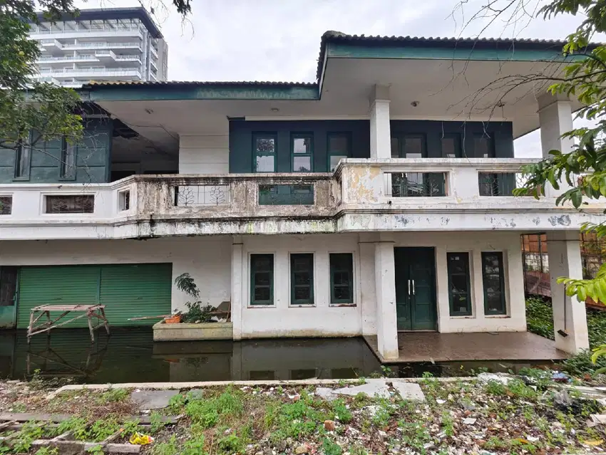 Rumah Tua Hook Kemang Selatan Jual Murah Hitung Tanah