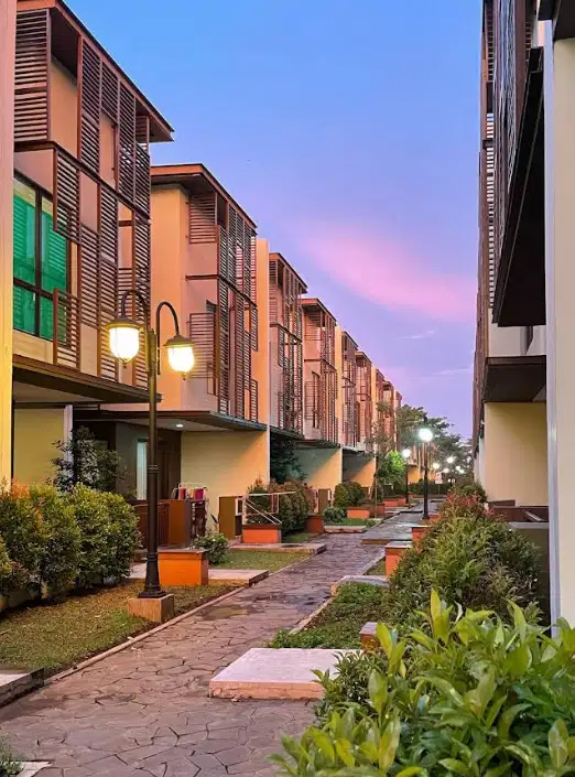 JUAL CEPAT HARGA TURUN MURAH BU RUMAH BAGUS GREENWICH WHELFORD BSD