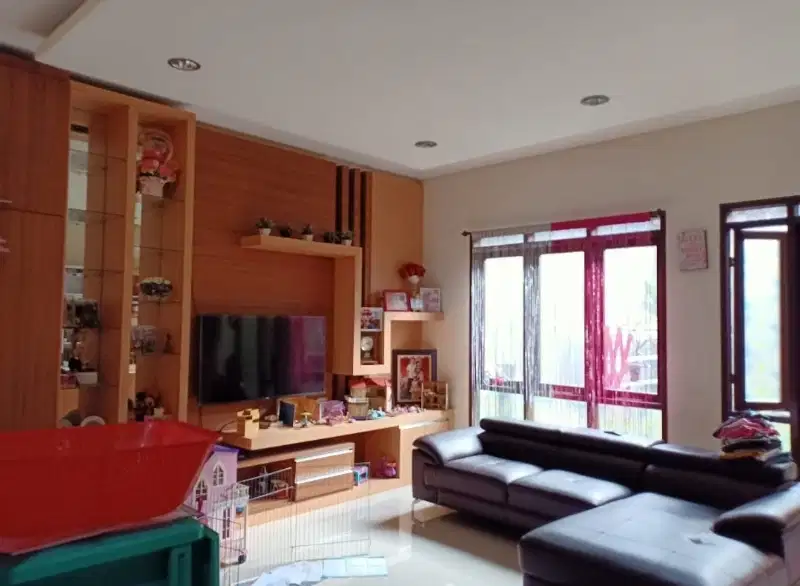 JUAL RUMAH BATUNUNGGAL 2 LANTAI