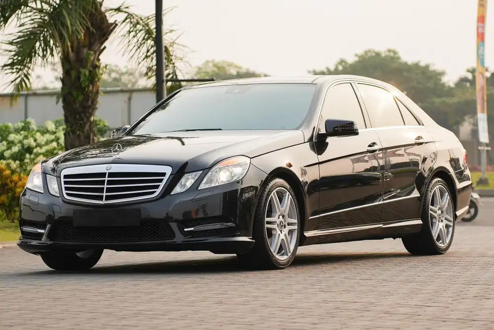 Adu Kondisi! Mercedes Benz E300 AMG 2013 Panoramic c300 e250 520i