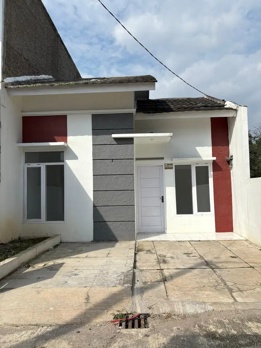 Rumah siap huni dalam komplek