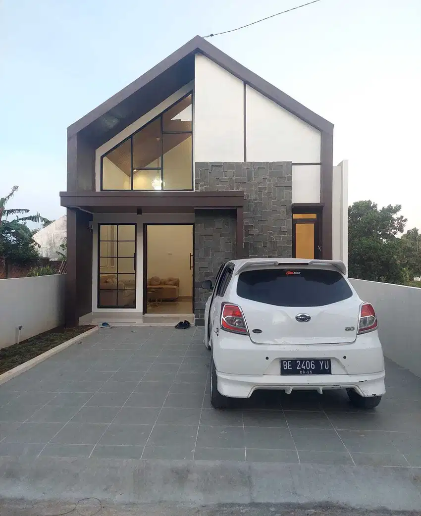 DI JUAL RUMAH DESAIN KEKINIAN DEKAT UNILA BANDAR LAMPUNG