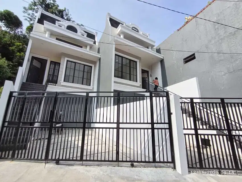 Dijual Rumah Dengan Konsep Modern Legalitas SHM Bandung
