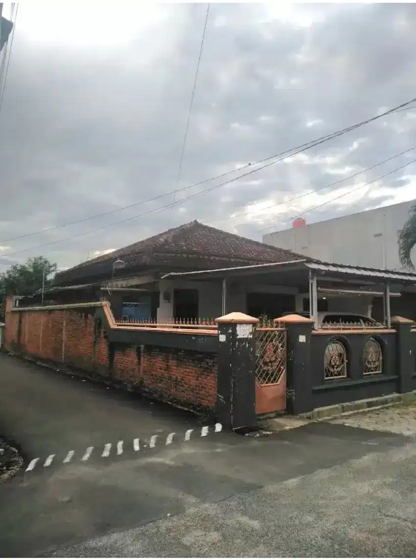 DI JUAL CEPAT RUMAH DAN KOSSAN LUAS DI BAWAH HARGA PASAR