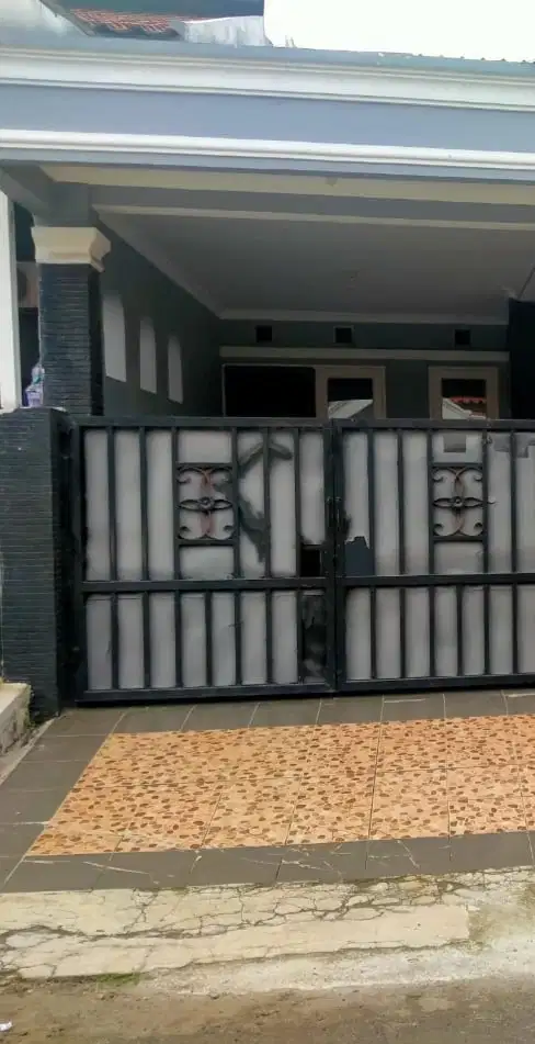 Akses Tol, lebar 8, siap huni rumah di Kota Harapan Indah, Bekasi