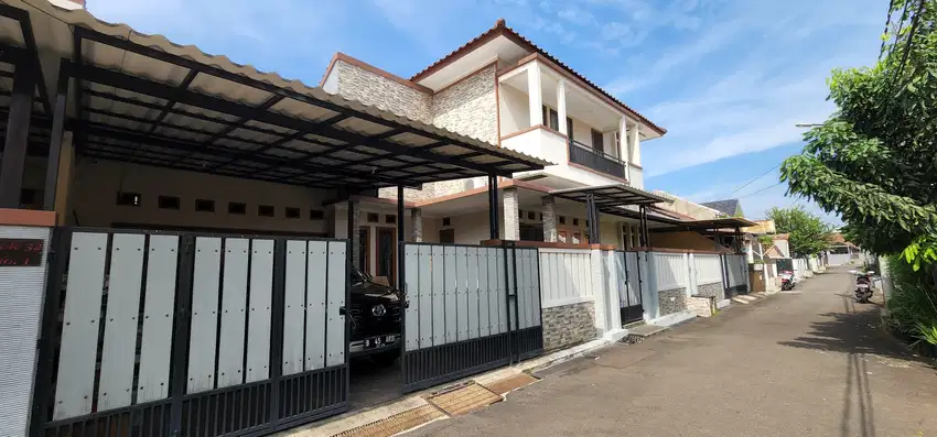 Dijual Rumah lengkap  Fully Furnished  harga Negosiable sampai terjual
