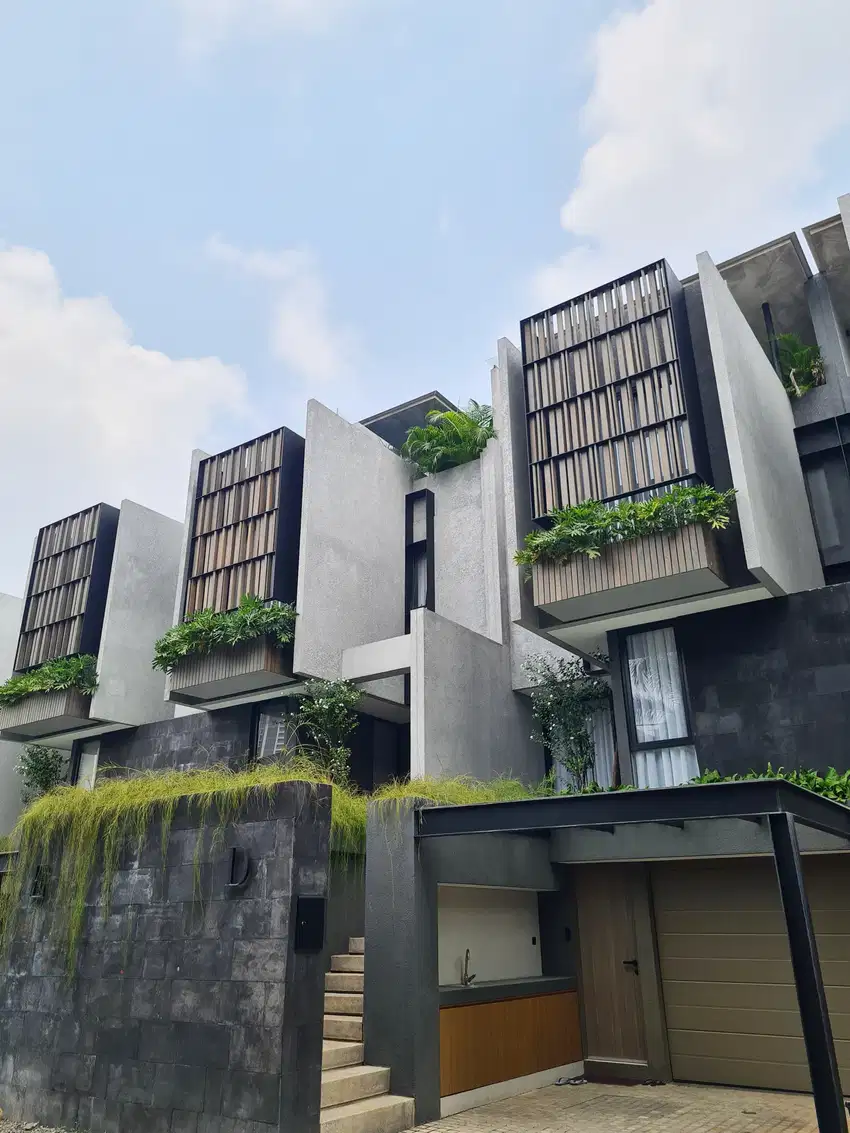 Rumah Dijual Permata Hijau. Townhouse Dekat Senayan, Pakubuwono