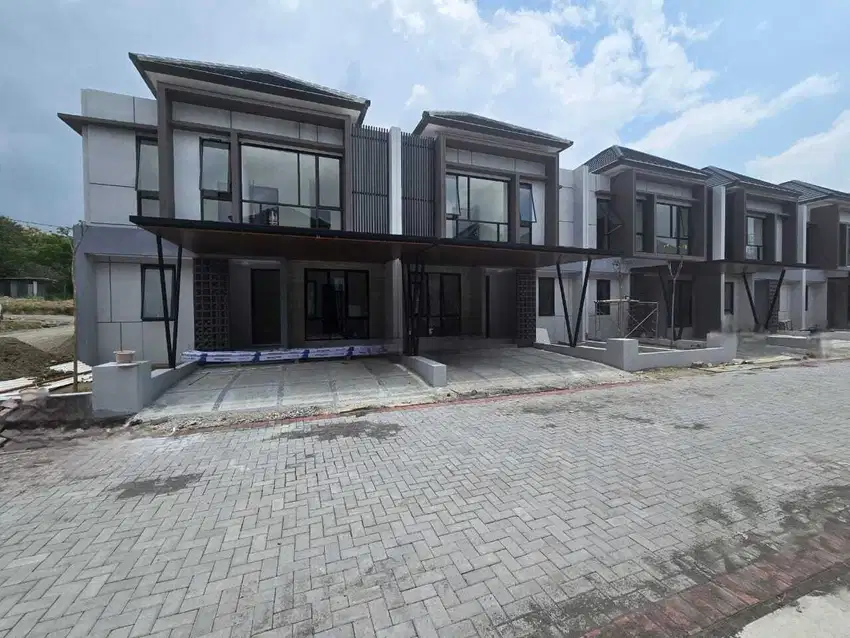 Rumah Baru Minimalis di Kawasan Exclusive di Solo Utara