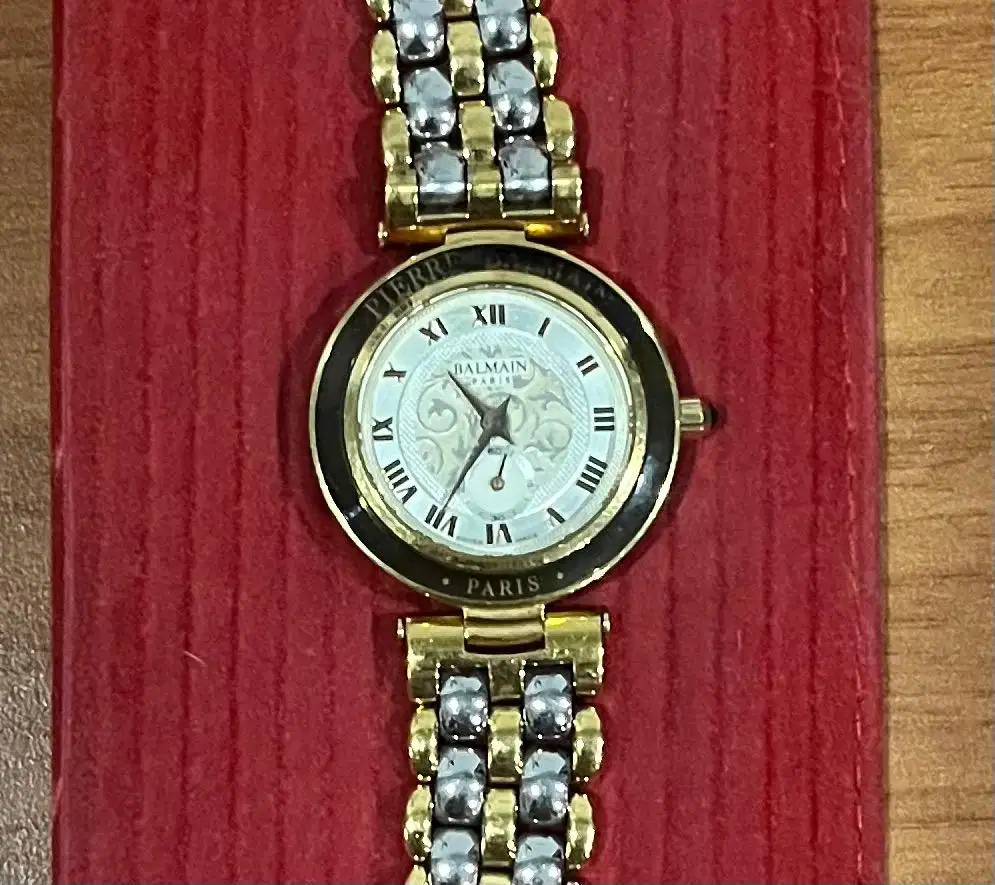 Pierre Balmain Paris Classic Second