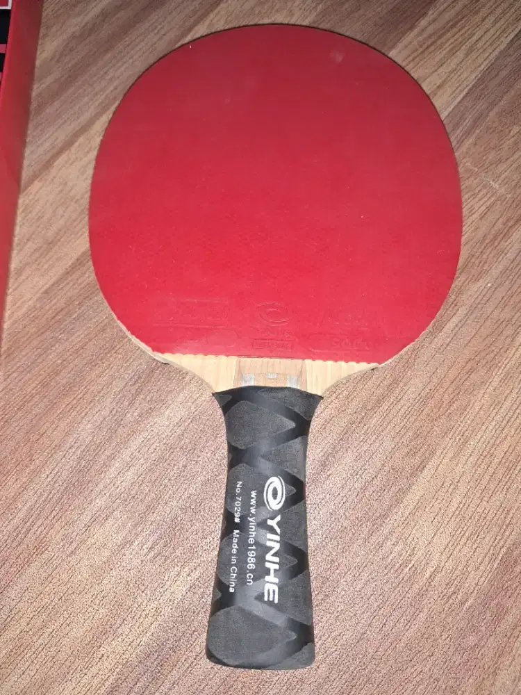 Bat Pingpong Kayu Palio, Karet Yinhe