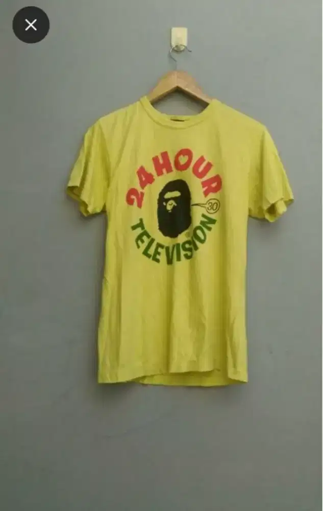Vtg 2000s Bape x 24 hours television t shirt